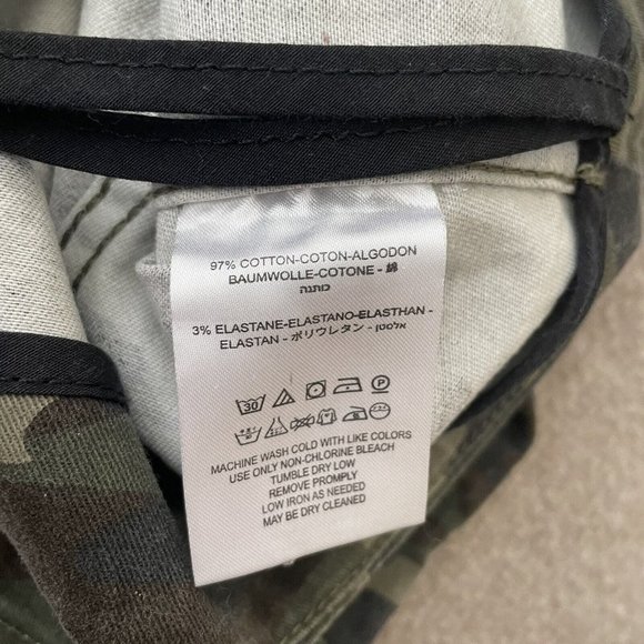 Free People Skirt Womens 8 Green Camo Zip Back Short Stretch Casual Mini - Picture 4 of 7